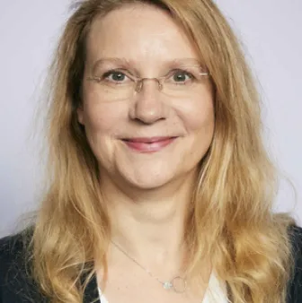 Anne Muxart, directrice de la Conformité